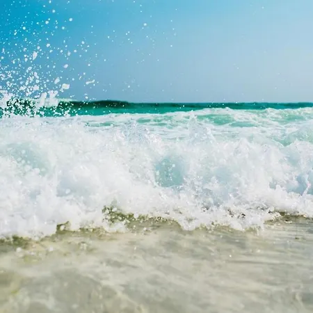 Apartbeach Anagabu Frente Playa Y Gran Terraza * Σαλού